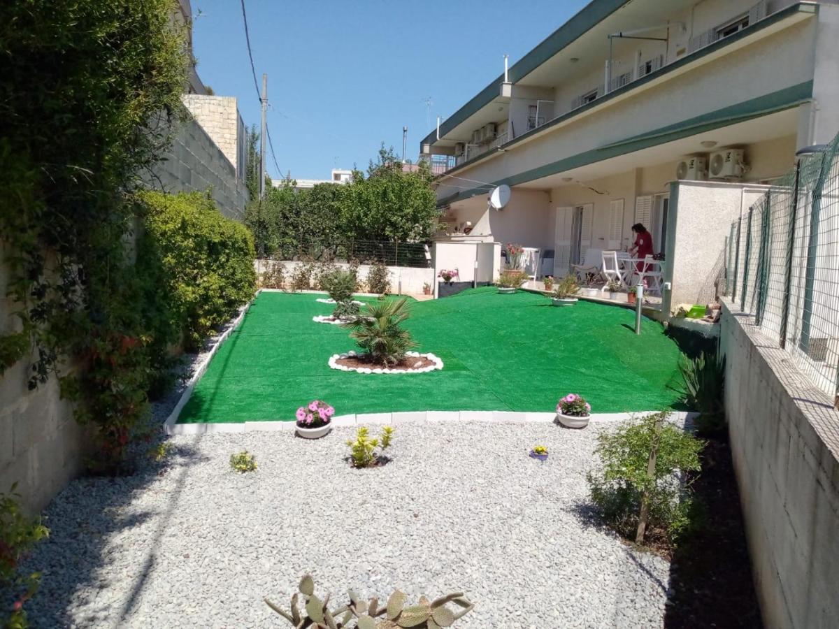 Casa di Tina Hotel Castellana Grotte Bagian luar foto